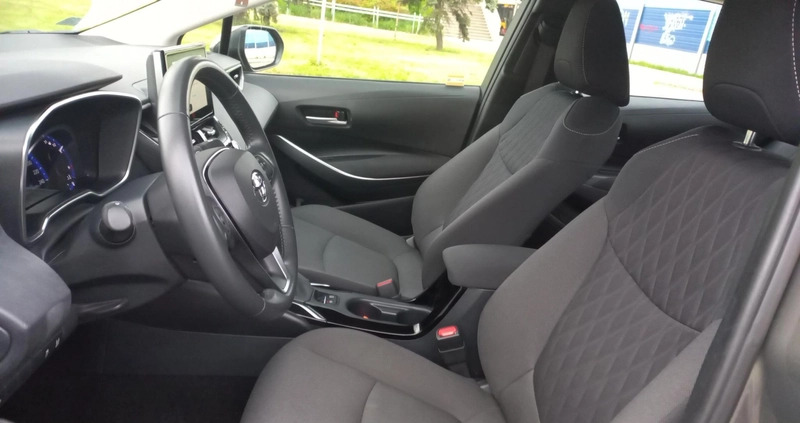 Toyota Corolla cena 99900 przebieg: 37593, rok produkcji 2022 z Kozienice małe 172